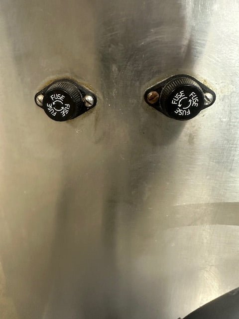 "GROEN DEE/4 - 20"&nbsp; ELECTRIC 20 gallons MANUAL TILT STEAM KETTLE ON STAND,208V 3PH - Second Life - Equipment - collection_name