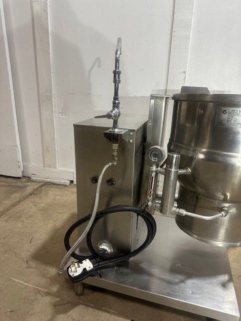 "GROEN DEE/4 - 20"&nbsp; ELECTRIC 20 gallons MANUAL TILT STEAM KETTLE ON STAND,208V 3PH - Second Life - Equipment - collection_name