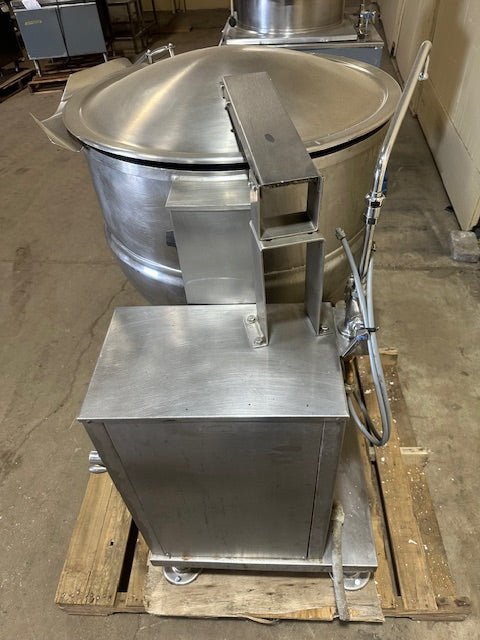 GROEN ELECTRIC JACKETED ALL IN ONE 60 GALLON STEAM KETTLE MANUAL TILT SELF CONTAINED - Bargains R Ours - #collection_name#