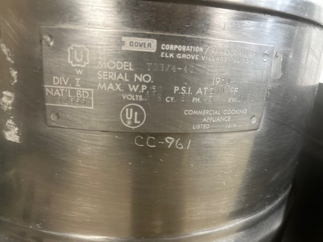 "GROEN TBD/4 - 40" ELECTRIC JACKETED ALL IN ONE 40 QUART STEAM KETTLE MANUAL TILT - Second Life - Equipment - collection_name