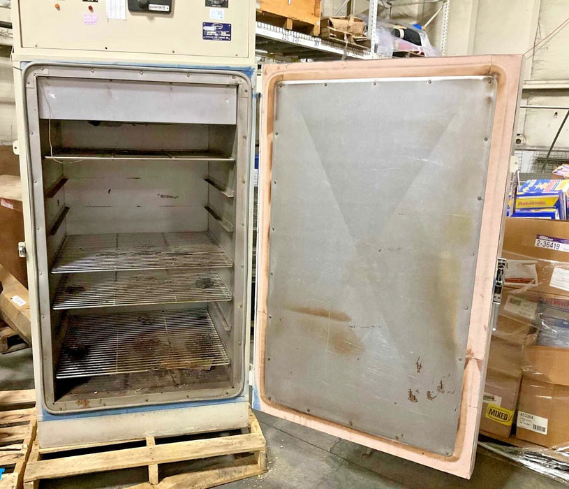 Gruenberg Oven Company CG45V240, 220v, 3ph, 15 KWatt Industrial Oven with 4 rack - Second Life - Equipment - collection_name