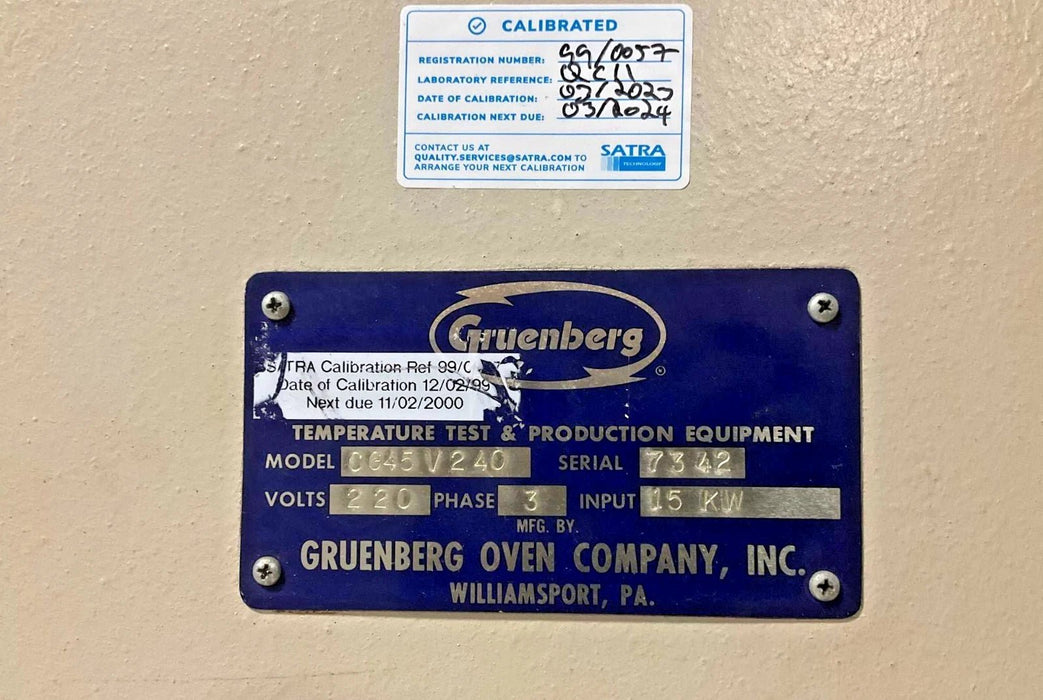 Gruenberg Oven Company CG45V240, 220v, 3ph, 15 KWatt Industrial Oven with 4 rack - Second Life - Equipment - collection_name