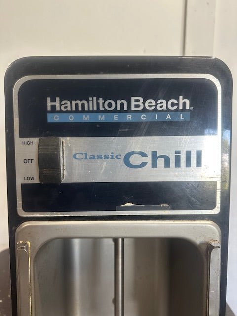 HAMILTON BEACH 94900 SERIES COMMERCIAL CTOP DRINK MIXING MACHINE W/ 7 METAL CUPS - Second Life - Equipment - collection_name