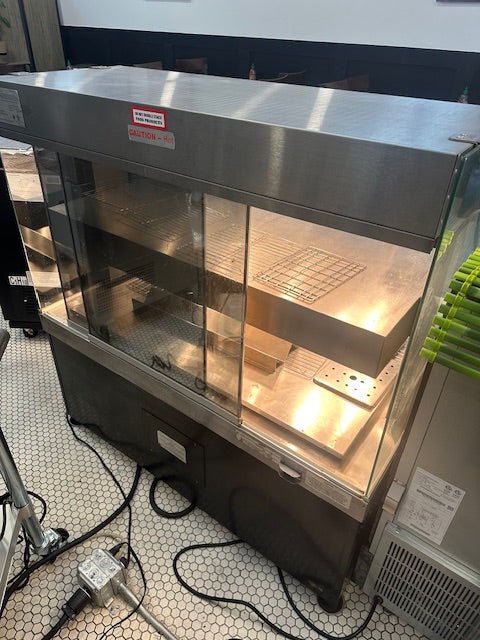 "HARDT ZONE 4"208/120 V DUAL LAYER HEATED,LIGHTED HOT DISPLAY SELF - SERVICE CASE - Second Life - Equipment - collection_name