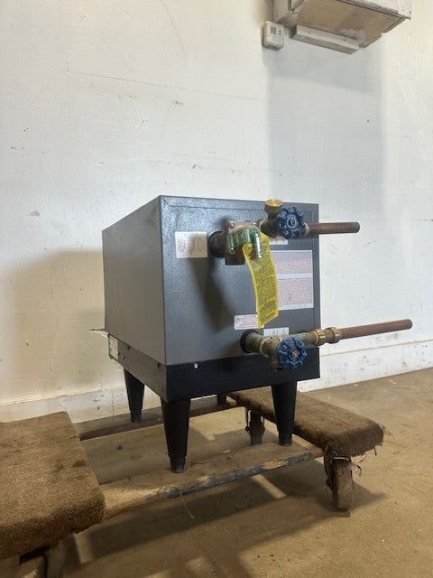 "HATCO C - 9" COMMERCIAL ELECTRIC 6 GAL WATER BOOSTER HEATER, 9KW, 480 V - Second Life - Equipment - collection_name