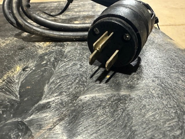 "HATCO GRSDS - 36D"COUNTER TOP 2SHELVES FOOD WARMER 32.5"H 36"W 26"D, 120V 1PH - Second Life - Equipment - collection_name