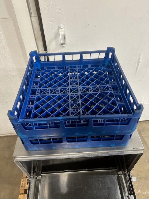 H.D COMMERCIAL 1PH UNDERCOUNTER DISHWASHER WITH 2 RACKS ON LEGS - Second Life - Equipment - collection_name