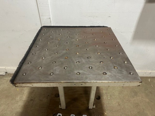 H.D COMMERCIAL 36"W x 36"D BALL CONVEYOR TABLE ON CASTERS - Second Life - Equipment - collection_name