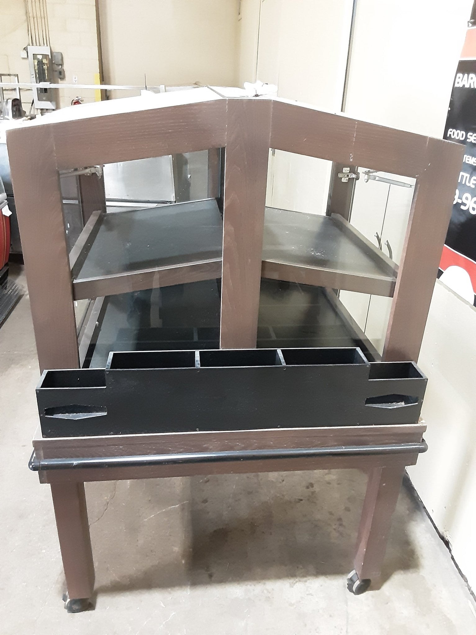 H.D COMMERCIAL DONUT BAKERY DISPLAY CASE — Second Life-Equipment