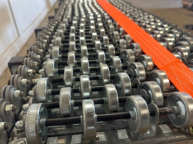 H.D COMMERCIAL EXPANDABLE STEEL SKATEWHEEL CONVEYOR 86"L (COMPRESS)-213"L EXPAND - Second Life-Equipment-collection_name