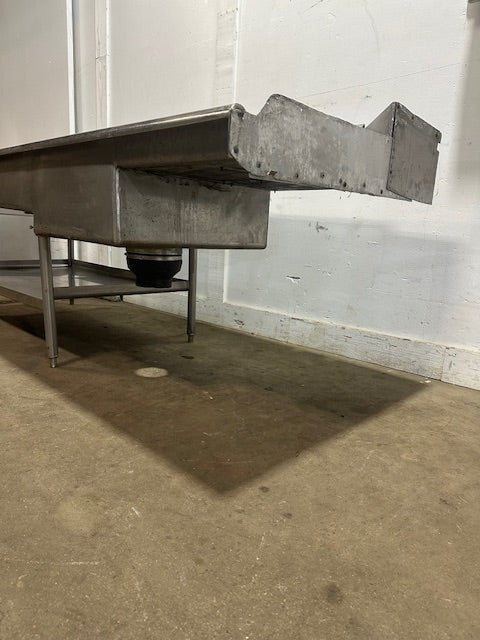 H.D COMMERCIAL S.S LEFT SIDE DIRTY TABLE W/SINK FOR DISHWSHER - Second Life - Equipment - collection_name