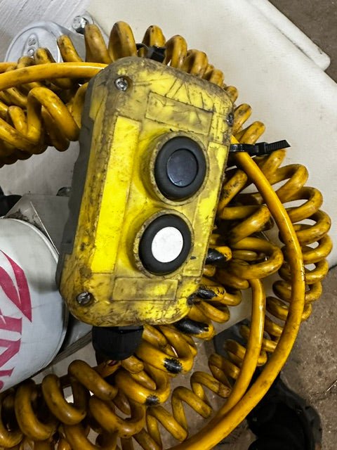 H.D HYDRAULIC PUMP WITH ALLWIN 3PH MOTOR MODEL - 22-135-010 - Second Life-Equipment-collection_name