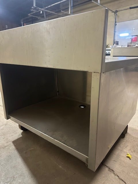 HEAVY DUTY COMMERCIAL STAINLESS STEEL EQUIPMENT STAND ON CASTERS - Bargains R Ours - #collection_name#