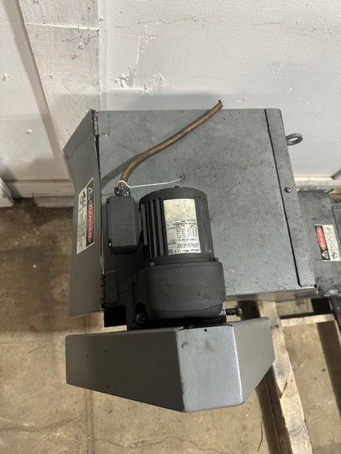 "HENNING 11098" H.D INDUSTRIAL 12"W CHIP CONVEYOR , 1/8 HP 37"H x 101"L x 23"D - Second Life - Equipment - collection_name