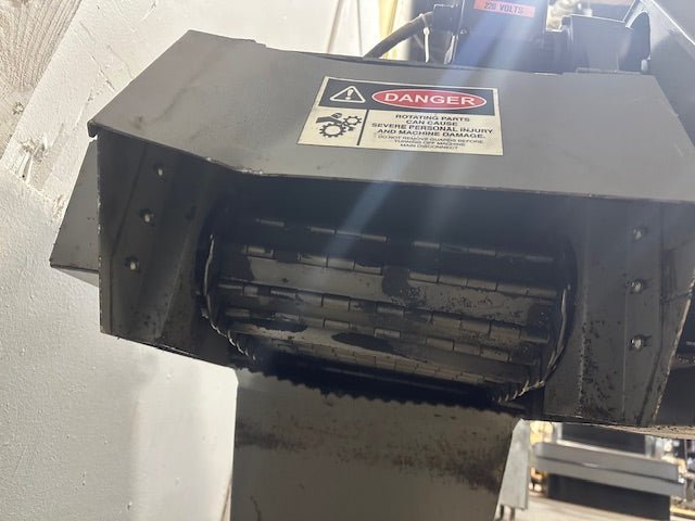 "HENNING 11098" H.D INDUSTRIAL 12"W CHIP CONVEYOR , 1/8 HP 37"H x 101"L x 23"D - Second Life - Equipment - collection_name