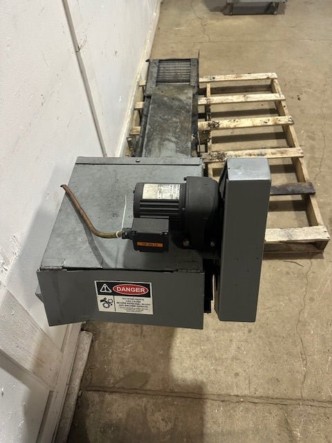 "HENNING 11098" H.D INDUSTRIAL 12"W CHIP CONVEYOR , 1/8 HP 37"H x 101"L x 23"D - Second Life - Equipment - collection_name