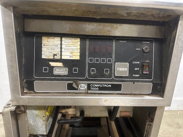 "HENNY PENNY 500"COMMERCIAL ELECTRIC PRESSURE FRYER WITH COMPUTRON 7000,208V 3PH - Second Life - Equipment - collection_name