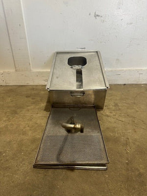 "HENNY PENNY 600 RB" FILTER PAN ASSEMBLY/GREASE TRAP PAN FOR COMMERCIAL FRYER