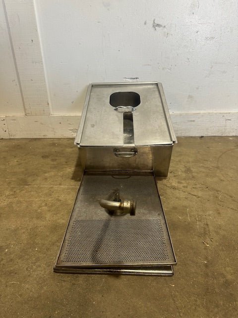 "HENNY PENNY 600 RB" FILTER PAN ASSEMBLY/GREASE TRAP PAN FOR COMMERCIAL FRYER - Second Life - Equipment - collection_name