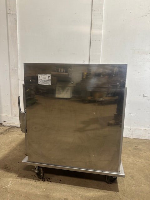 HENNY PENNY HC - 903 ELECTRIC 120v 1ph WARMING/HOLDING CABINET on CASTERS - Second Life - Equipment - collection_name