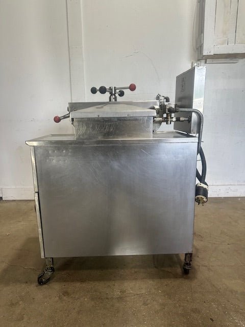 HENNY PENNY MODEL 500RB 208V 3PH ELECTRIC PRESSURE FRYER - Second Life - Equipment - collection_name