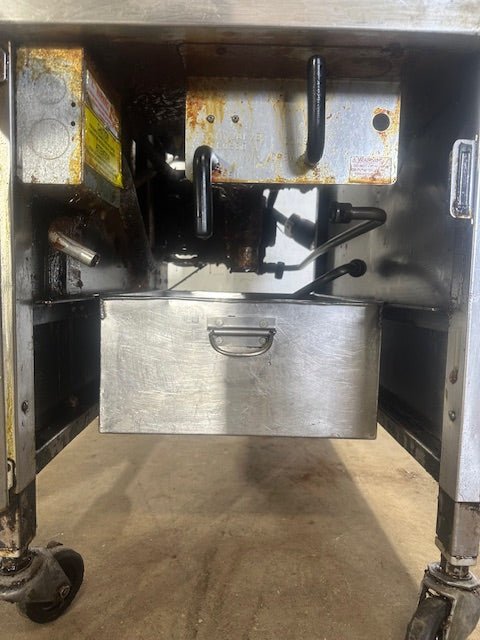 HENNY PENNY MODEL 500RB 208V 3PH ELECTRIC PRESSURE FRYER - Second Life - Equipment - collection_name