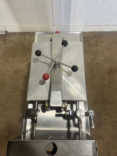 HENNY PENNY MODEL 500RB 208V 3PH ELECTRIC PRESSURE FRYER - Second Life - Equipment - collection_name