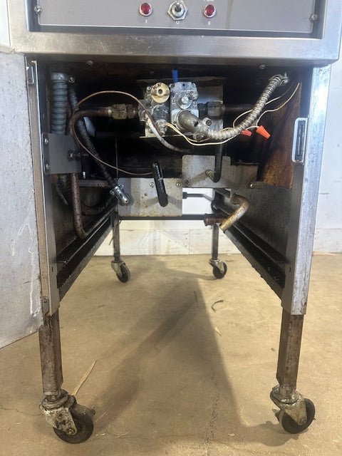HENNY PENNY MODEL 600 NATURAL GAS PRESSURE FRYER - Second Life - Equipment - collection_name