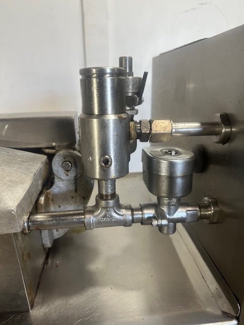 HENNY PENNY MODEL 600 NATURAL GAS PRESSURE FRYER - Second Life - Equipment - collection_name