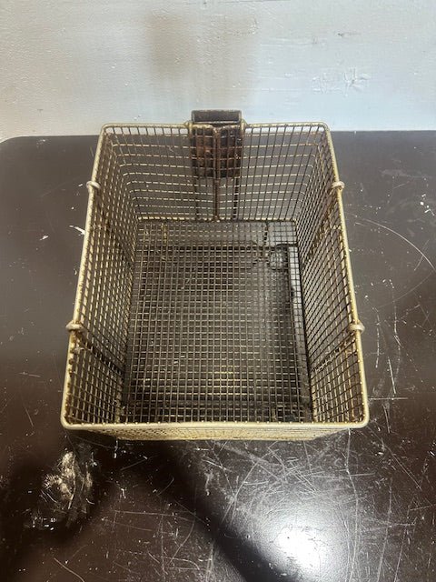 "HENNY PENNY(OEM)"COMMERCIAL FRYING BASKET FOR ELECTRIC FRYER - Second Life - Equipment - collection_name