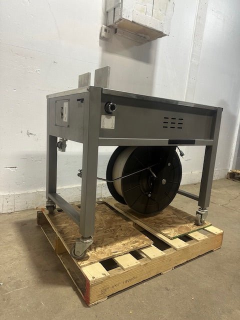 "HIGHLIGHT INDUSTRIES ST - 1100"TABLE TOP POLYPROPYLENE STRAPPING MACHINE 120V 1PH - Second Life - Equipment - collection_name