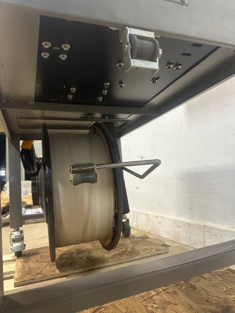 "HIGHLIGHT INDUSTRIES ST - 1100"TABLE TOP POLYPROPYLENE STRAPPING MACHINE 120V 1PH - Second Life - Equipment - collection_name