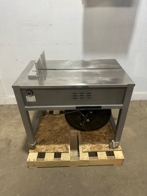 "HIGHLIGHT INDUSTRIES ST - 1100"TABLE TOP POLYPROPYLENE STRAPPING MACHINE 120V 1PH - Second Life - Equipment - collection_name