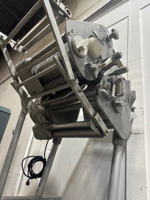 "HOBART ABR - 1" H.D COMMERCIAL AUTOMATIC BONE DUST REMOVERS ON CASTERS, 115V 1PH - Second Life - Equipment - collection_name