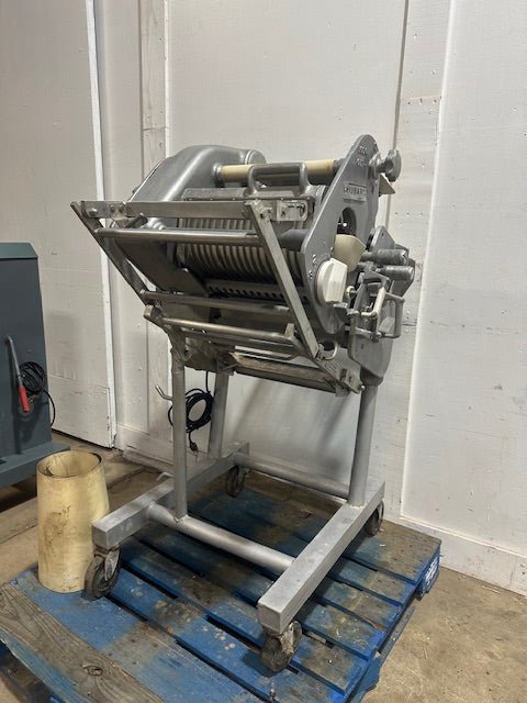 "HOBART ABR - 1" H.D COMMERCIAL AUTOMATIC BONE DUST REMOVERS ON CASTERS, 115V 1PH - Second Life - Equipment - collection_name