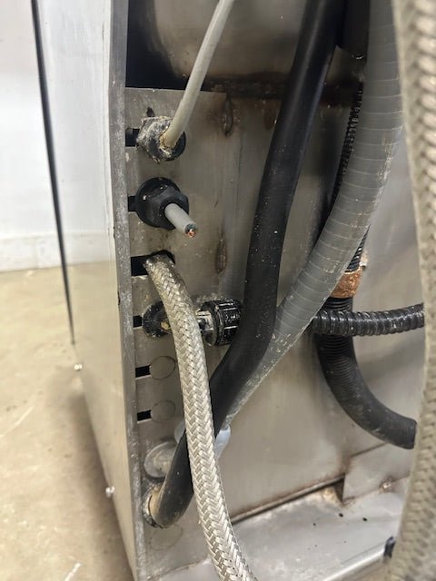 HOBART AM15SCB HD CHEMICAL SANITIZING PASS THRU DISHWASHER, 208/240V, 1PH - Second Life - Equipment - collection_name