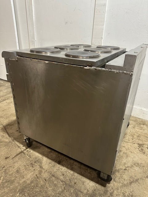 "HOBART CR43" 6 BURNERS DUAL PHASE ELECTRIC STOVE/RANGE W/OVEN AND 2 DRIP TRAYS ON CASTERS - Second Life - Equipment - collection_name
