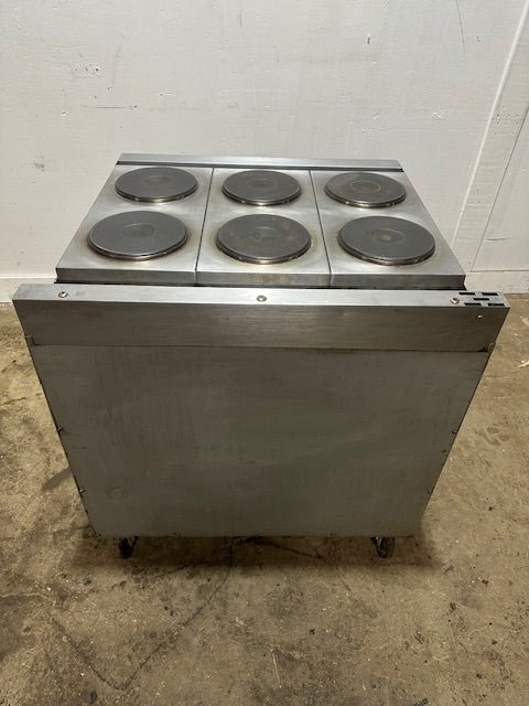 "HOBART CR43" 6 BURNERS DUAL PHASE ELECTRIC STOVE/RANGE W/OVEN AND 2 DRIP TRAYS ON CASTERS - Second Life - Equipment - collection_name