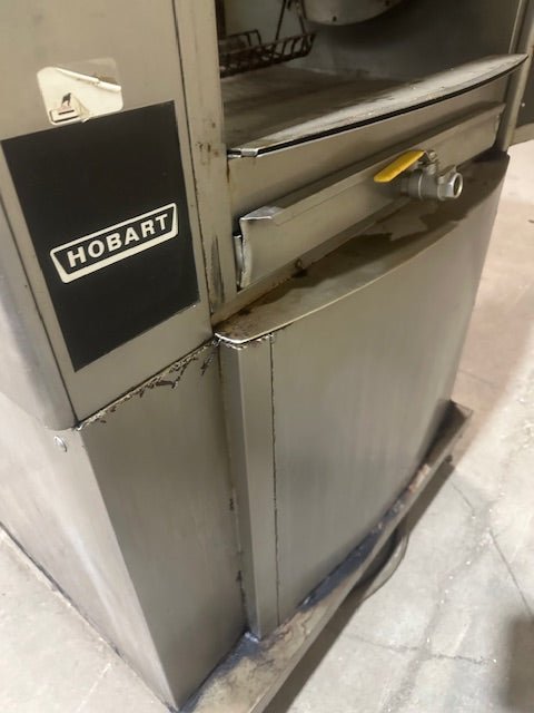 HOBART DUAL PHASE ROTISSERIE OVEN DIGITAL CONTROL 4 BASKETS AND DOUBLE PASS THROUGH DOORS - Bargains R Ours - #collection_name#