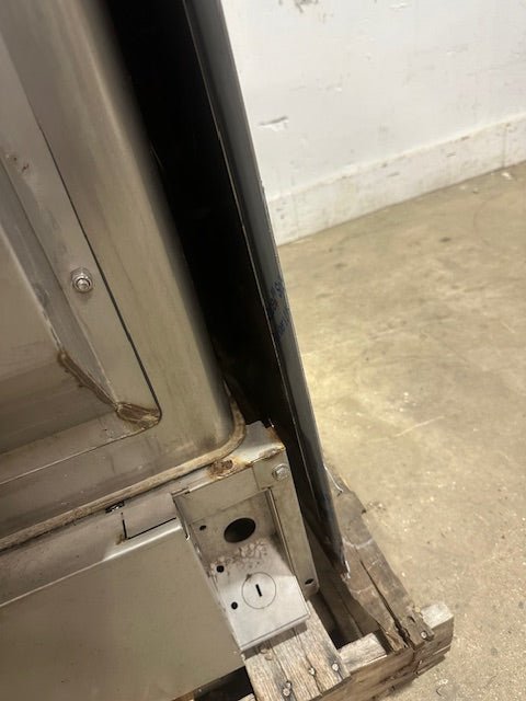 "HOBART LXER"HIGH TEMP UNDERCOUNTER DISHWASHER WITH 2 RACKS, 208 - 240V 3PH - Second Life - Equipment - collection_name