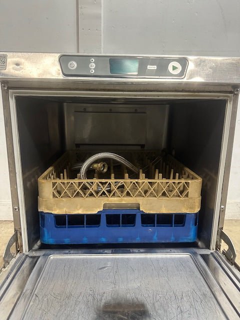 "HOBART LXER"HIGH TEMP UNDERCOUNTER DISHWASHER WITH 2 RACKS, 208 - 240V 3PH - Second Life - Equipment - collection_name