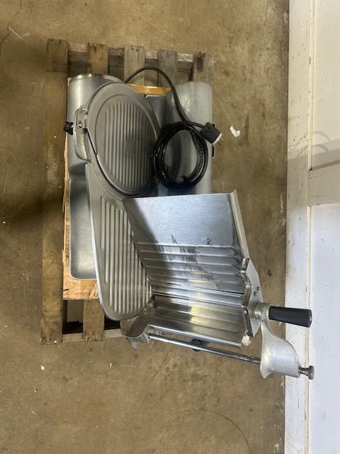 HOBART MODEL 1712 AUTOMATIC COMMERCIAL COUNTERTOP MEAT SLICER W/ SHARPENER - Second Life - Equipment - collection_name