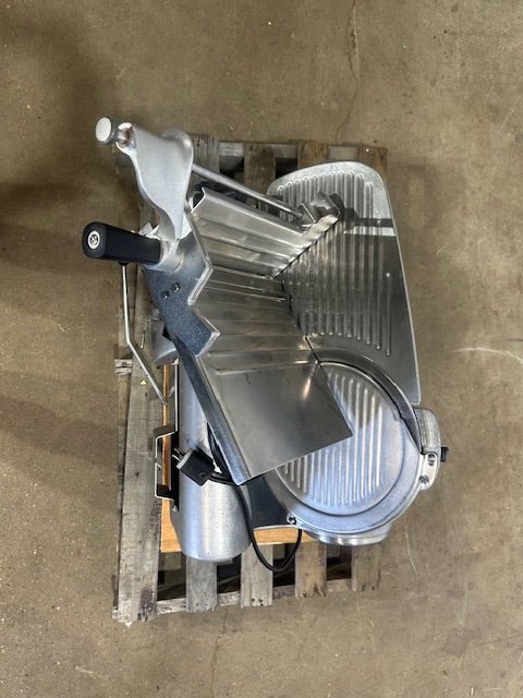 HOBART MODEL 1712 AUTOMATIC COMMERCIAL COUNTERTOP MEAT SLICER W/ SHARPENER - Second Life - Equipment - collection_name