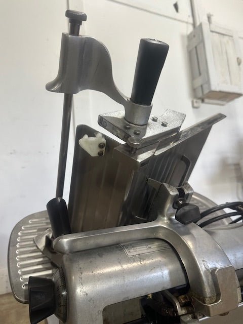 HOBART MODEL 1712 AUTOMATIC COMMERCIAL COUNTERTOP MEAT SLICER W/ SHARPENER - Second Life - Equipment - collection_name