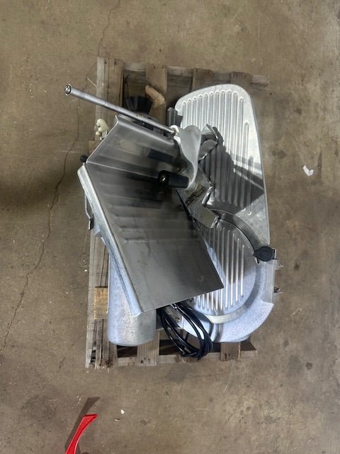 HOBART MODEL 1712 AUTOMATIC COMMERCIAL COUNTERTOP MEAT SLICER W/ SHARPENER - Second Life - Equipment - collection_name