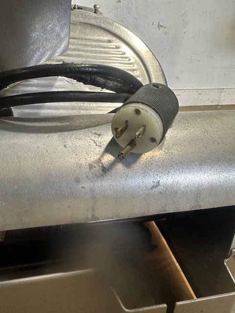 HOBART MODEL 1712 AUTOMATIC COMMERCIAL COUNTERTOP MEAT SLICER W/ SHARPENER - Second Life - Equipment - collection_name