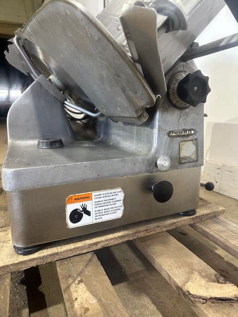 HOBART MODEL 1712 AUTOMATIC COMMERCIAL COUNTERTOP MEAT SLICER W/ SHARPENER - Second Life - Equipment - collection_name