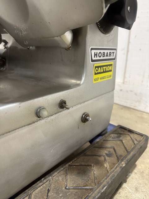 "HOBART"H.D AUTOMATIC COMMERCIAL COUNTERTOP 11 3/4" BLADE MEAT SLICER - Second Life - Equipment - collection_name