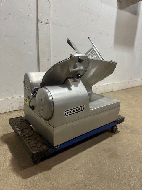 "HOBART"H.D AUTOMATIC COMMERCIAL COUNTERTOP 11 3/4" BLADE MEAT SLICER - Second Life - Equipment - collection_name