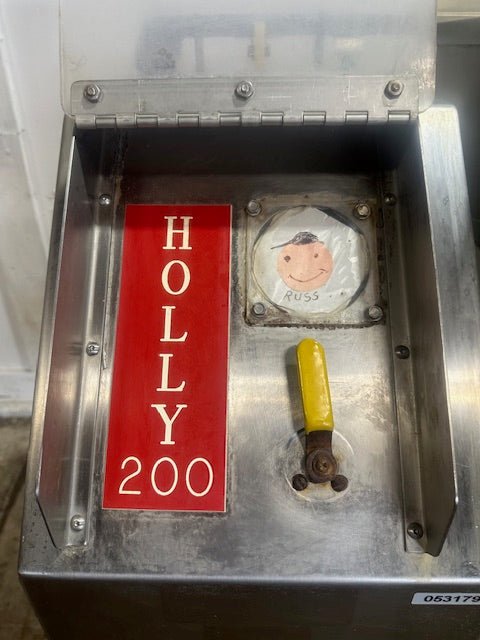 "HOLLY 200"H.D COMMERCIAL 220/440 V, 3PH MEAT MIXER/GRINDER W/ TOP COVER - Second Life - Equipment - collection_name